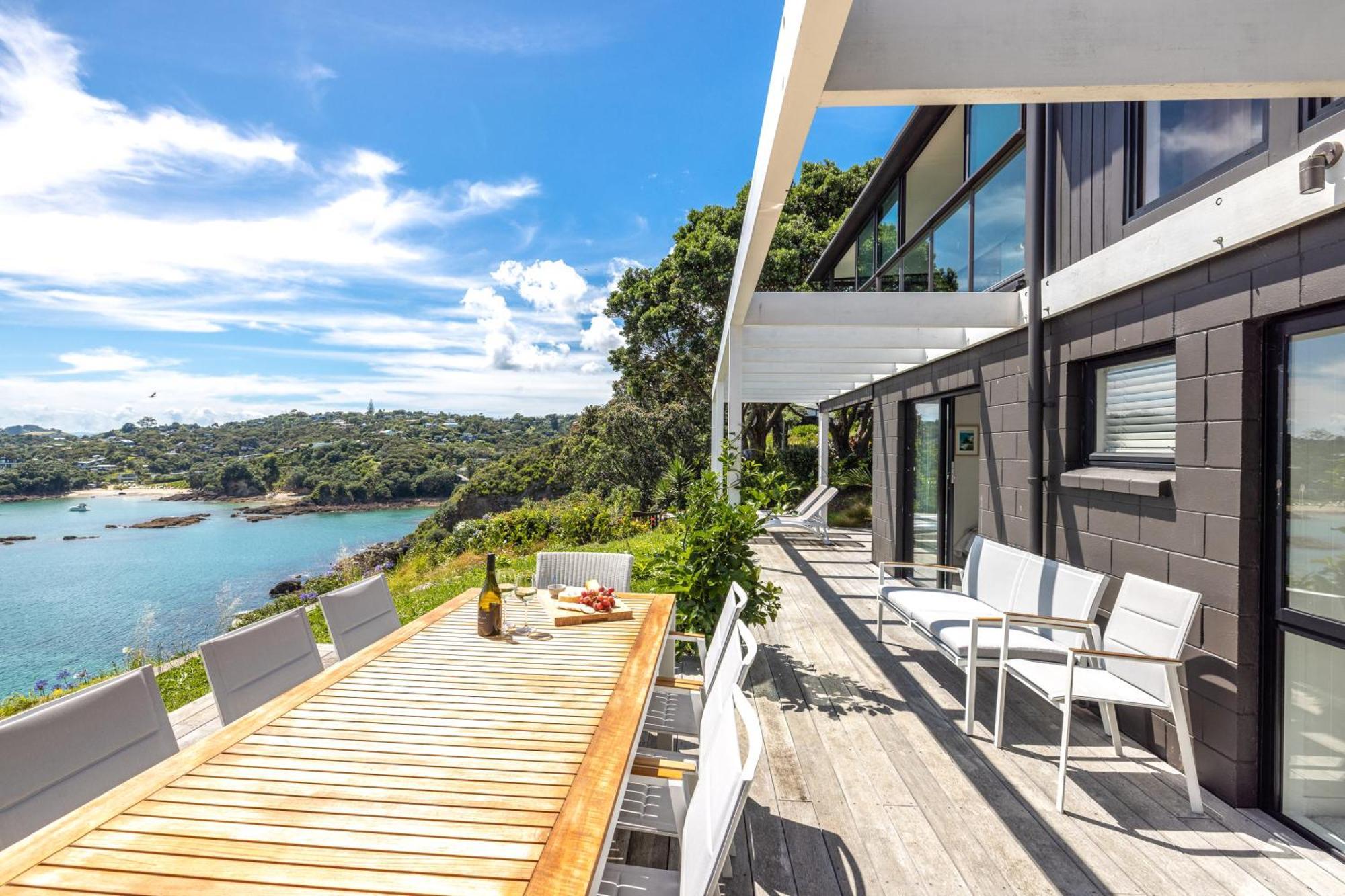 Clifftop Sanctuary - Stay Waiheke Oneroa Exterior photo