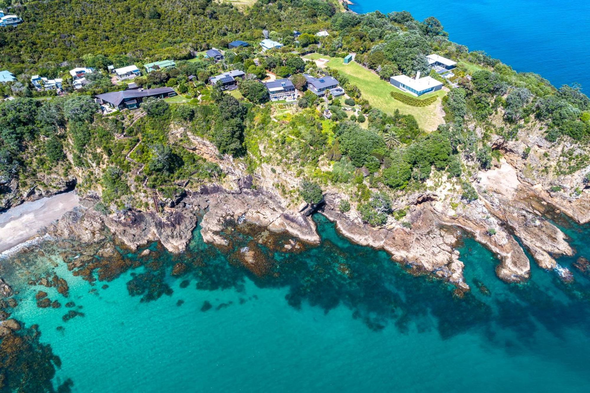 Clifftop Sanctuary - Stay Waiheke Oneroa Exterior photo